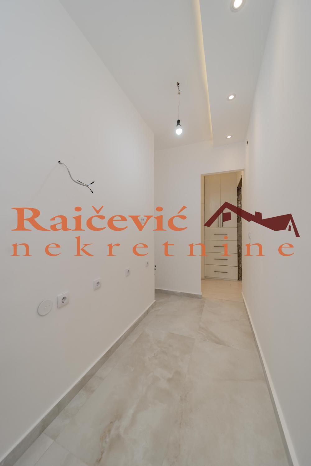 Slika 10 - Kondina, Dvosoban stan na prodaju, 60m2, 300.000€