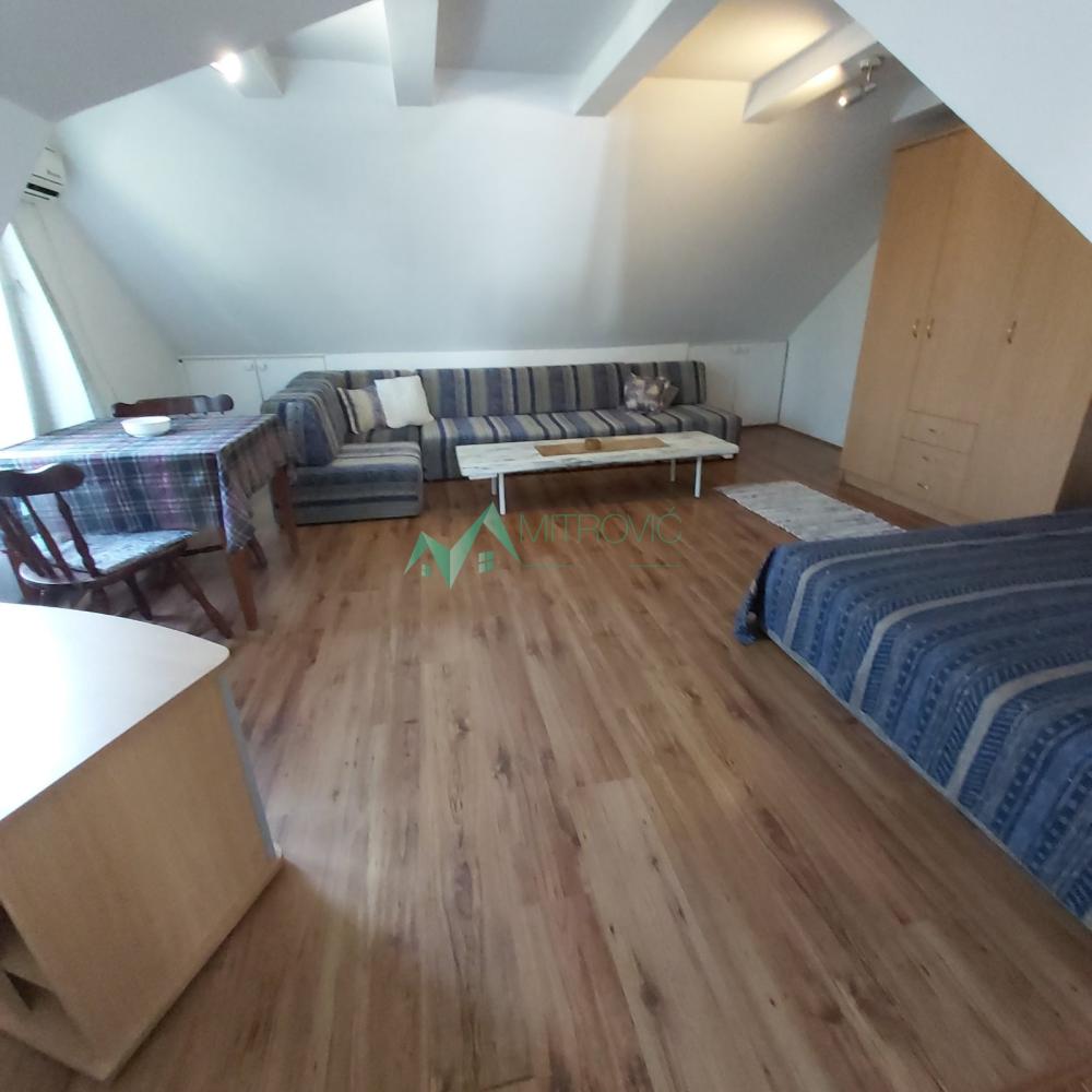 Slika 2 -  Stan za izdavanje, 28m2, 280€