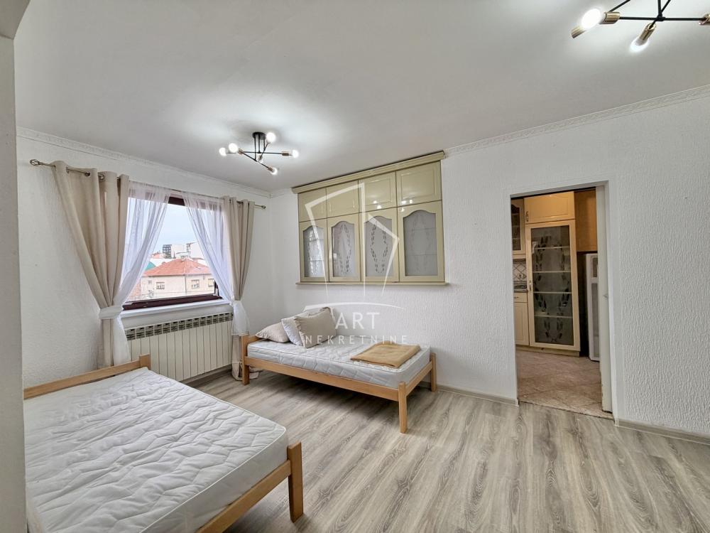 Slika 5 - Učiteljska,  Kuća za izdavanje, 140m2, 5.000€