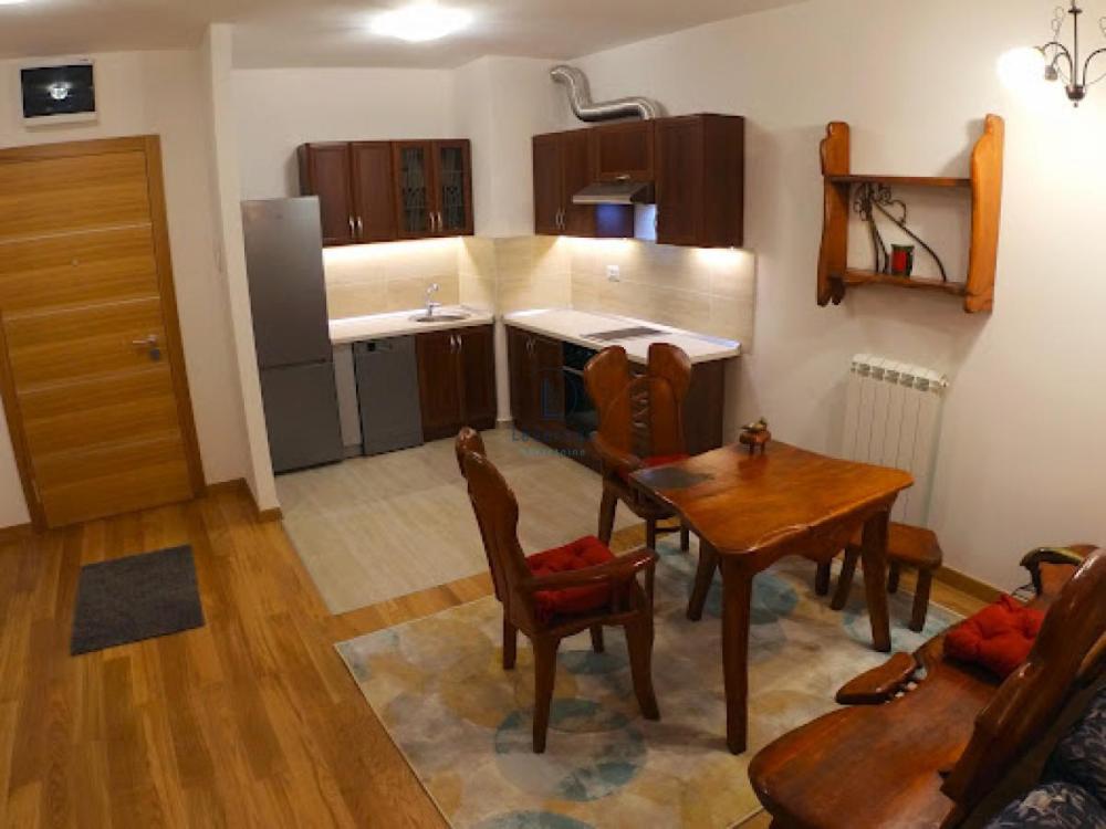 Slika 5 - Tadije Sondermajera, Dvosoban stan za izdavanje, 61m2, 890€