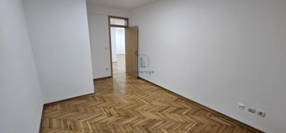 Slika 8 - Đorđa Kratovca,  Lokal za izdavanje, 119m2, 800€