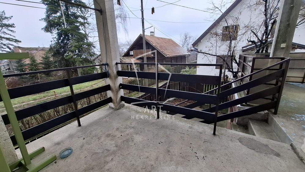Slika 1 - Jaroslava Černog,  Kuća za izdavanje, 378m2, 6.500€