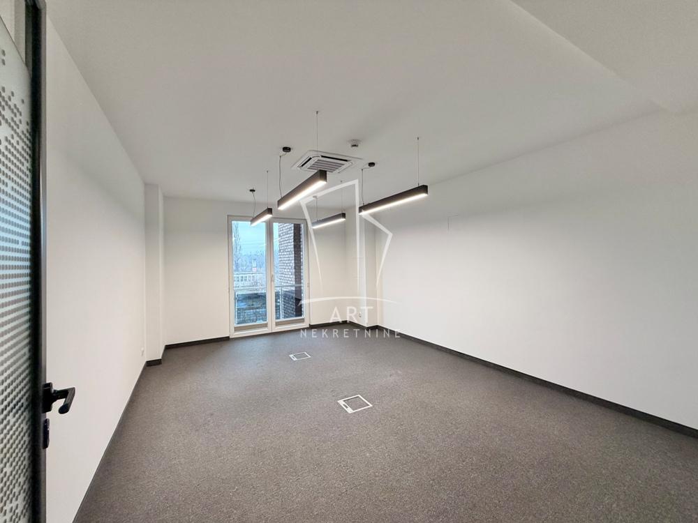 Slika 5 - Tošin bunar,  Lokal za izdavanje, 488m2, 7.350€