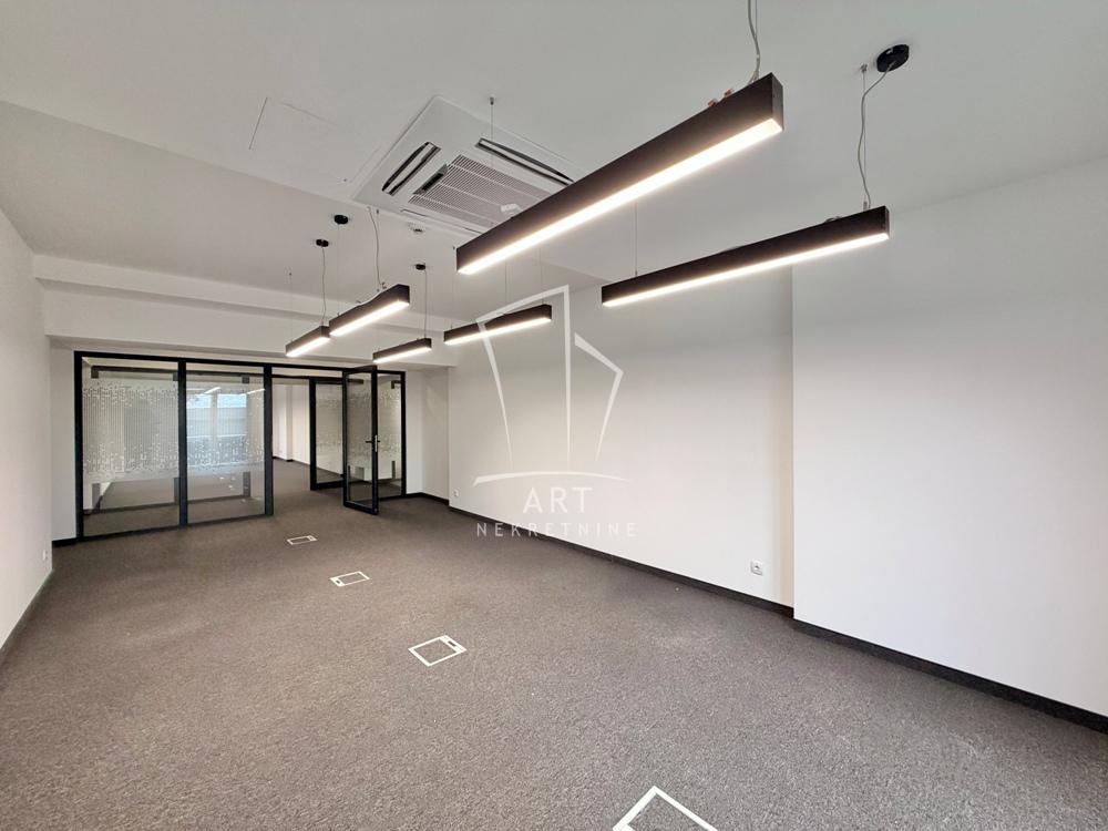 Slika 7 - Tošin bunar,  Lokal za izdavanje, 488m2, 7.350€