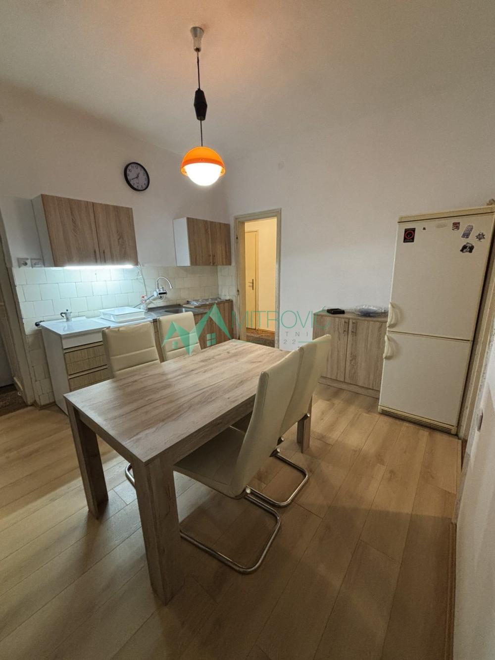 Glavna slika -Dvosoban stan za izdavanje, 79m2, 360€