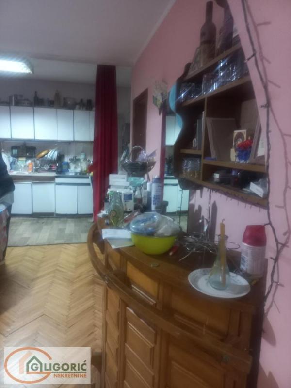 Glavna slika -Jovanke Radaković, Kuća na prodaju, 300m2, 347.000€