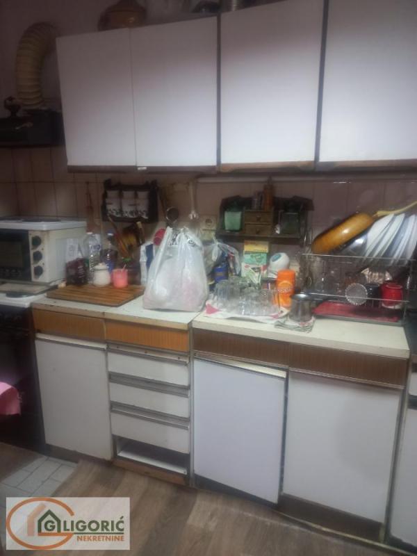 Slika 3 - Jovanke Radaković, Kuća na prodaju, 300m2, 347.000€