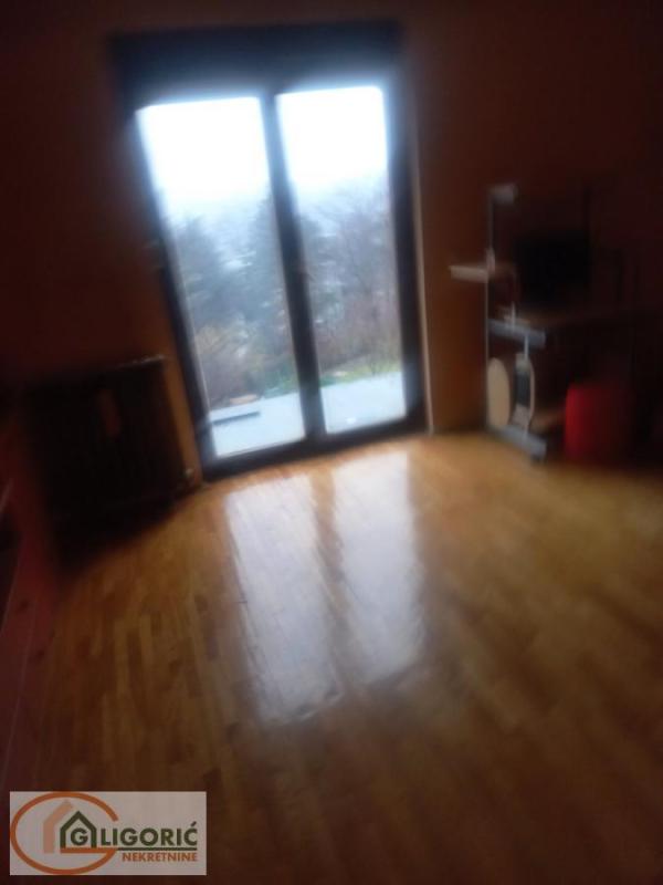 Slika 6 - Jovanke Radaković, Kuća na prodaju, 300m2, 347.000€