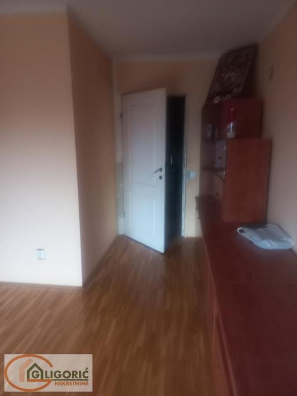 Slika 8 - Jovanke Radaković, Kuća na prodaju, 300m2, 347.000€