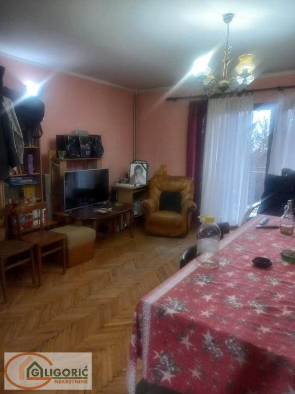 Slika 1 - Jovanke Radaković, Kuća na prodaju, 300m2, 347.000€