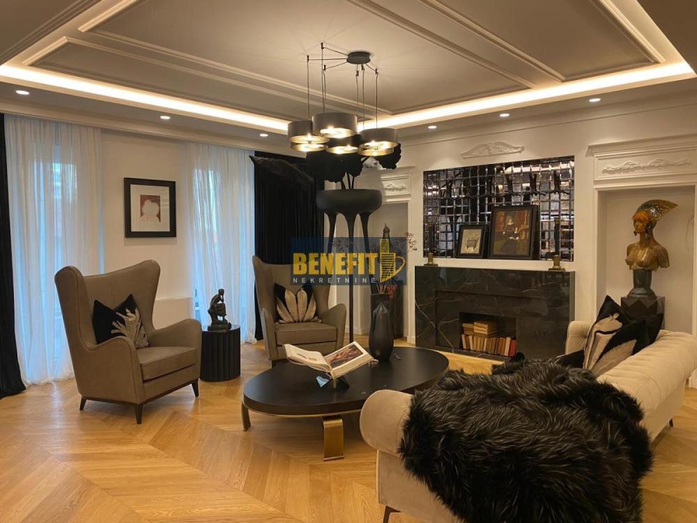 Glavna slika -Četvorosoban stan na prodaju, 260m2, 1.650.000€