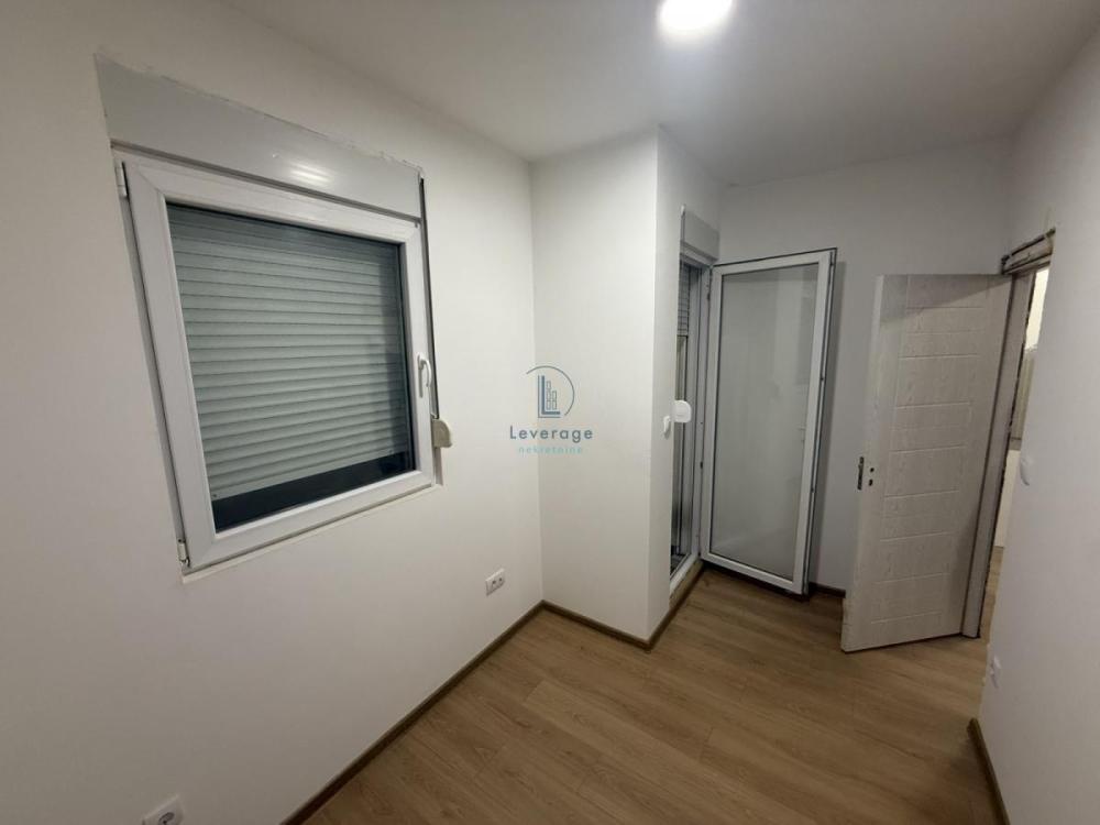 Slika 2 - JNA, Trosoban stan na prodaju, 45m2, 85.000€