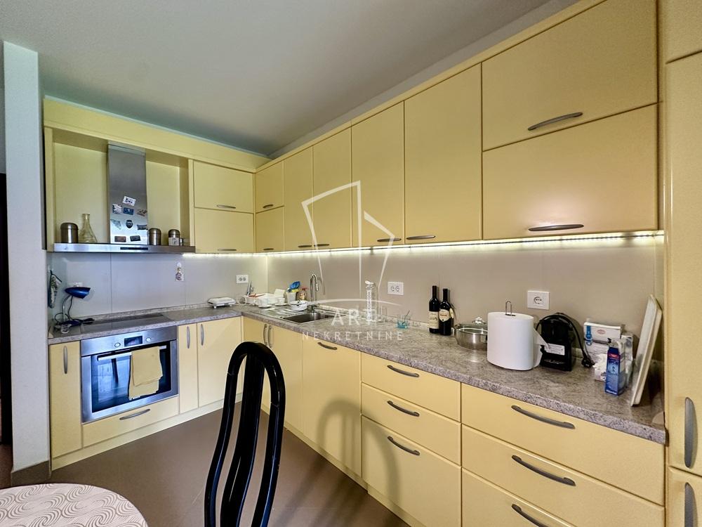 Slika 10 - Mihaila Avramovića, Trosoban stan na prodaju, 98m2, 415.000€