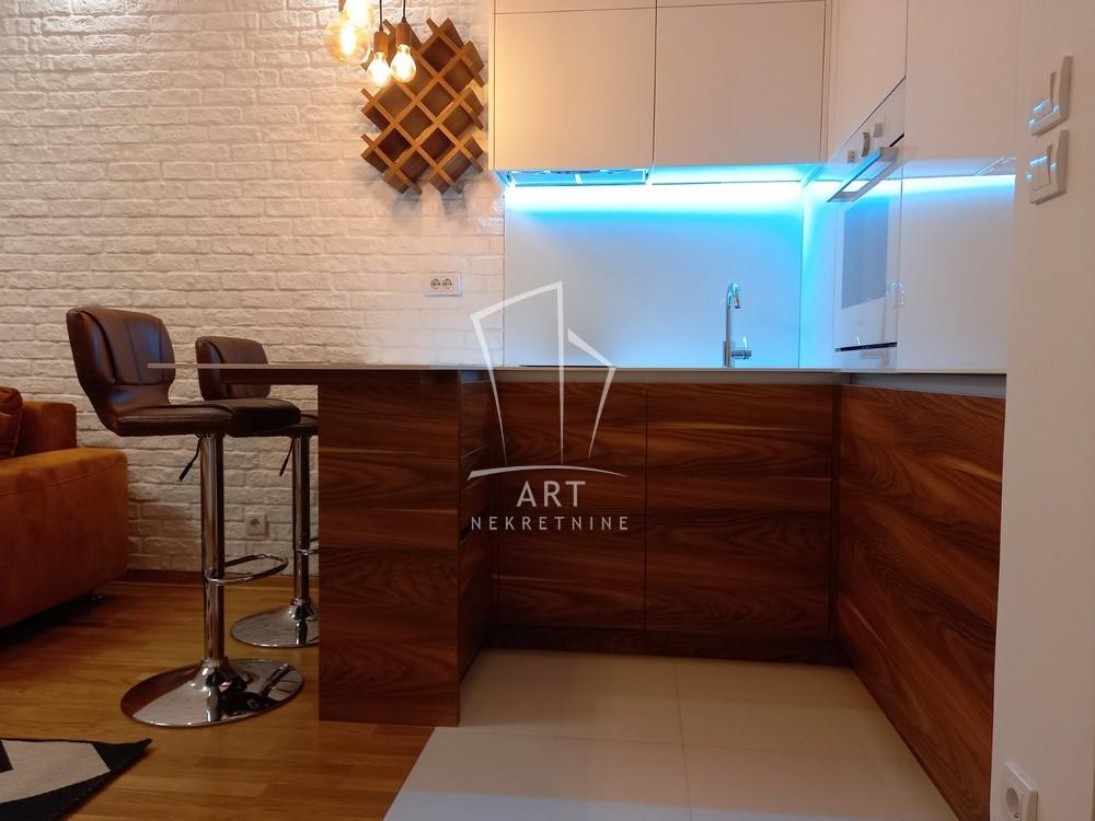 Slika 2 - Uroša Martinovića, Jednosoban stan za izdavanje, 32m2, 700€