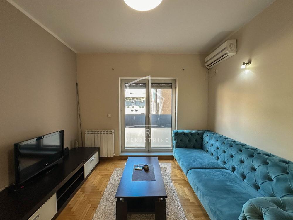 Slika 2 - Sazonova, Dvosoban stan za izdavanje, 44m2, 650€