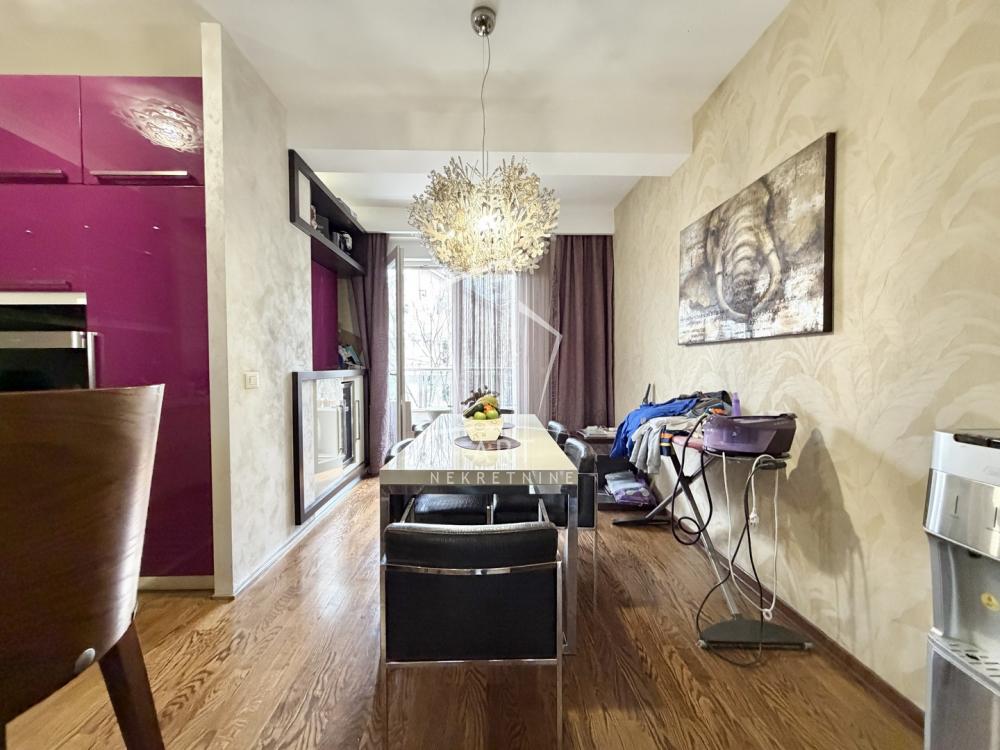Slika 7 - Veljka Petrovića, Četvorosoban stan na prodaju, 123m2, 420.000€