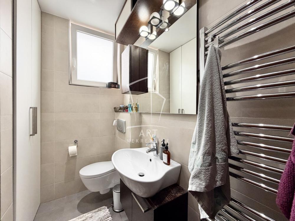 Slika 11 - Veljka Petrovića, Četvorosoban stan na prodaju, 123m2, 420.000€