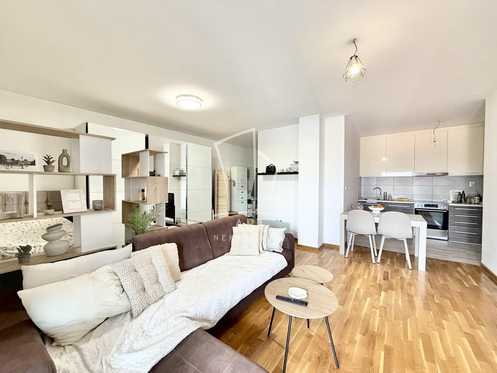 Slika 2 - Ugrinovački put, Jednosoban stan na prodaju, 48m2, 142.500€