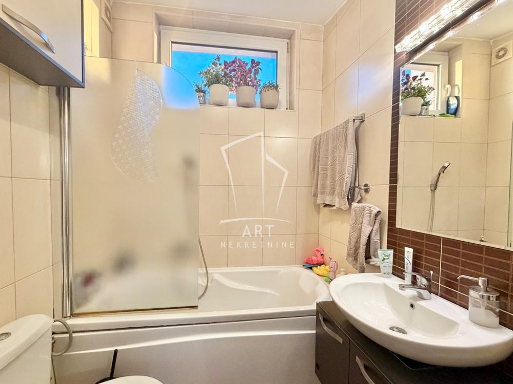 Slika 2 - Miloša Savkovića, Trosoban stan na prodaju, 76m2, 265.200€