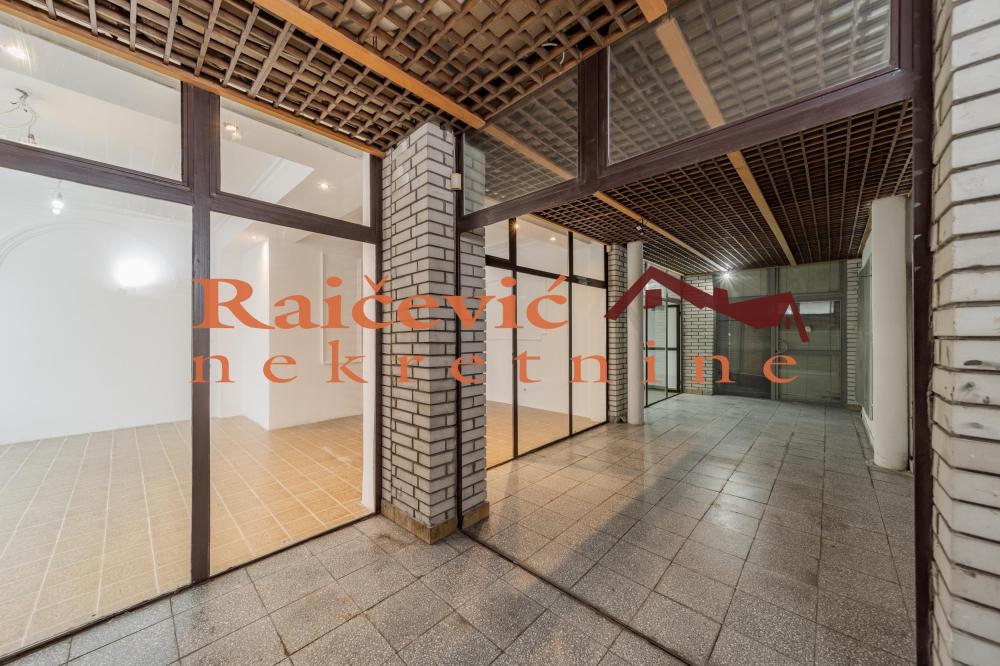 Slika 2 - Kumodraska,  Lokal na prodaju, 49m2, 120.000€