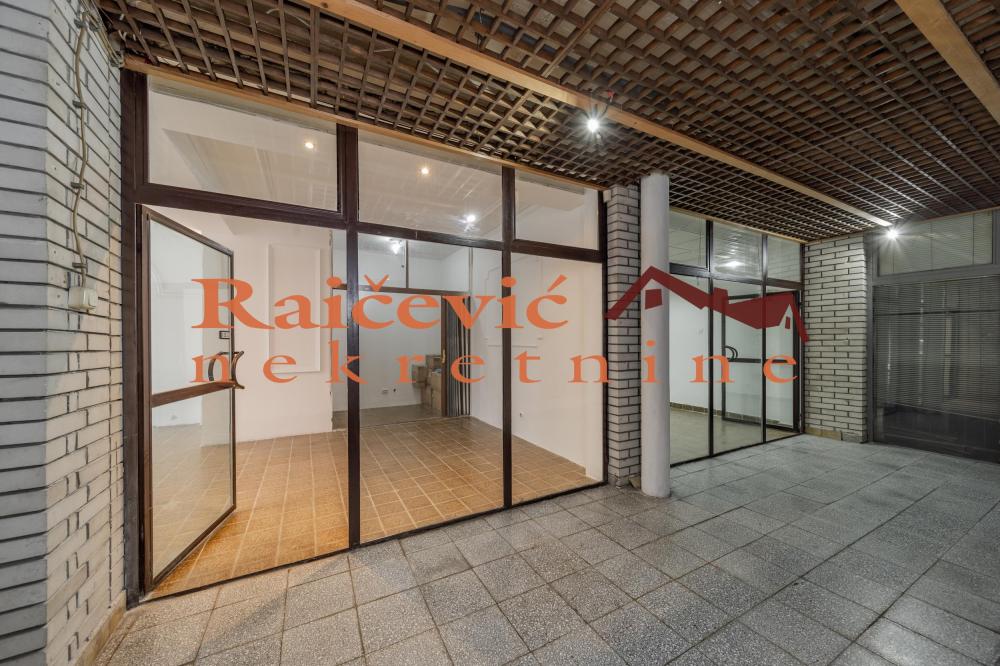 Slika 3 - Kumodraska,  Lokal na prodaju, 49m2, 120.000€