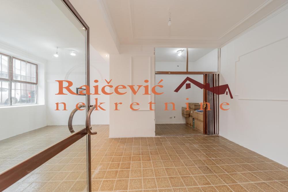 Slika 4 - Kumodraska,  Lokal na prodaju, 49m2, 120.000€