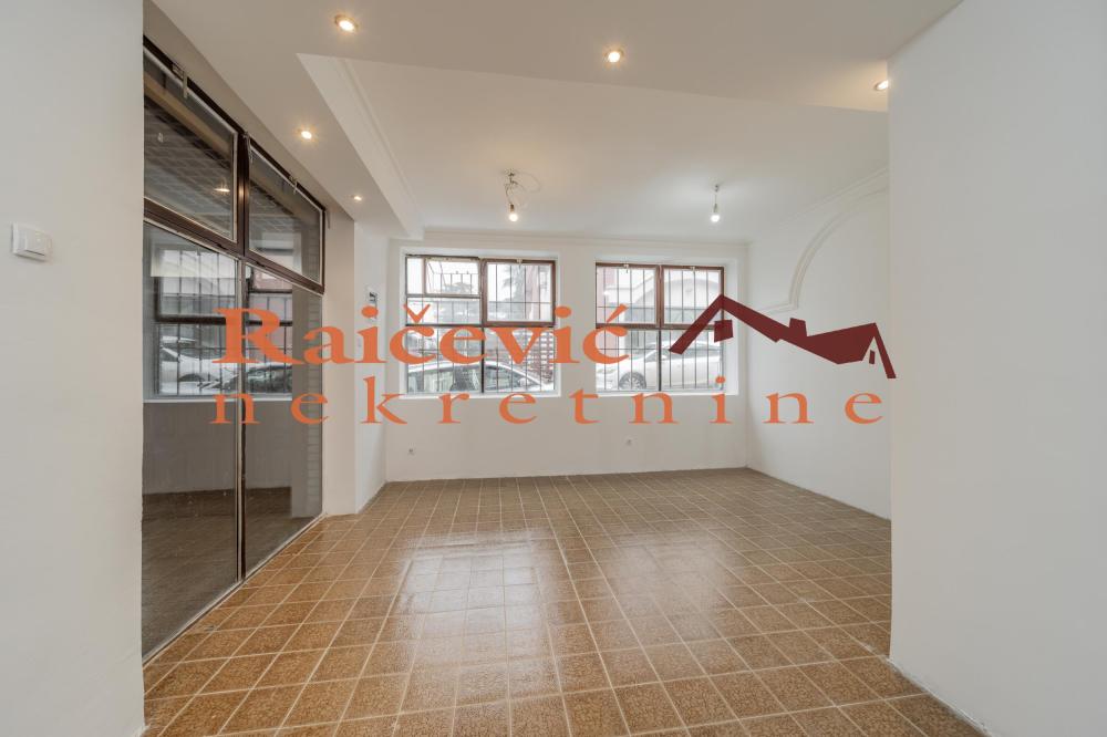 Slika 6 - Kumodraska,  Lokal na prodaju, 49m2, 120.000€