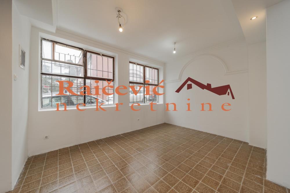 Slika 7 - Kumodraska,  Lokal na prodaju, 49m2, 120.000€