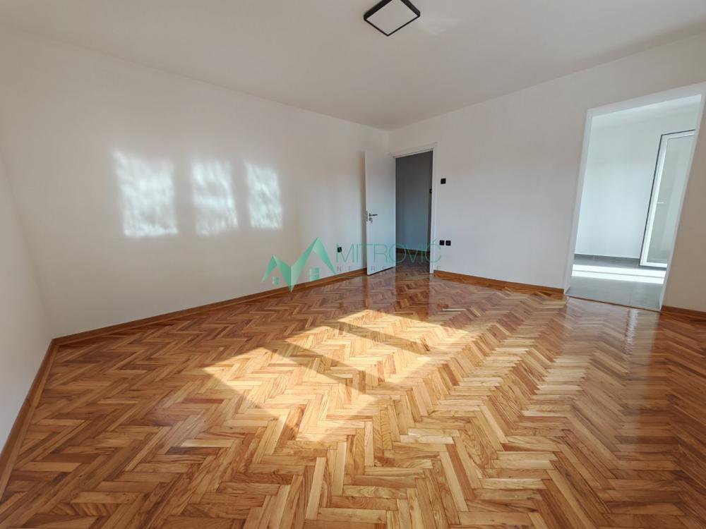 Glavna slika -Dvosoban stan na prodaju, 49m2, 141.110€