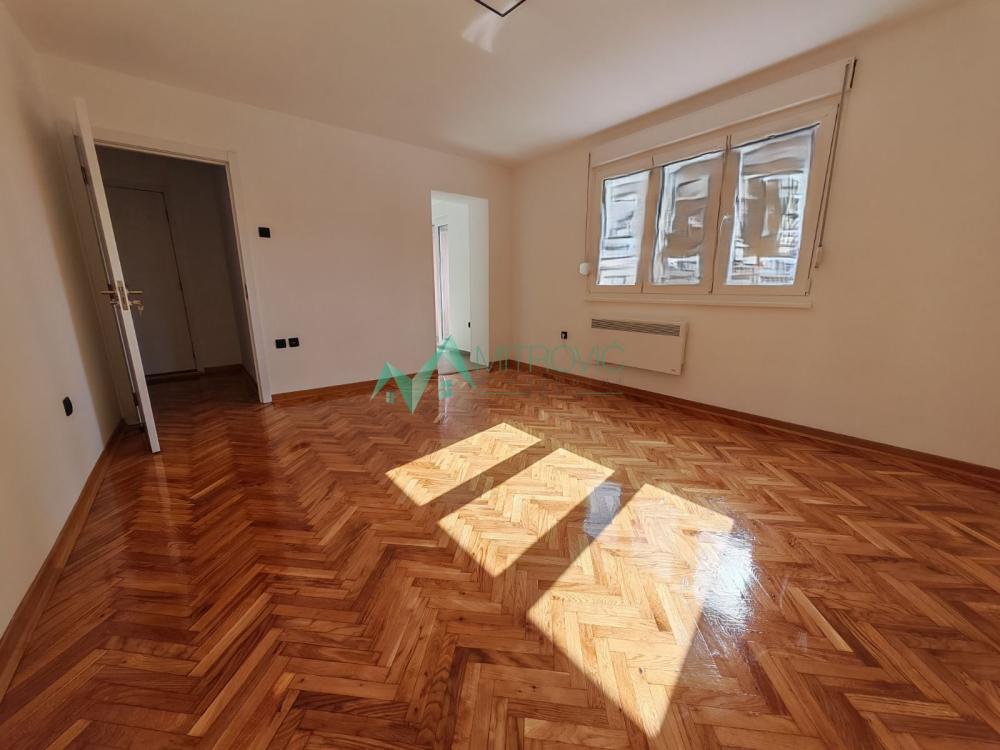 Slika 2 - Dvosoban stan na prodaju, 49m2, 141.110€