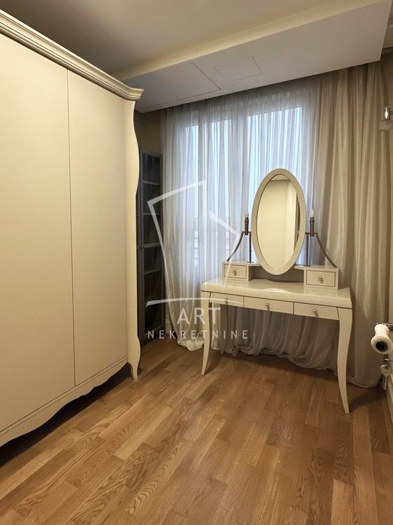 Slika 10 - Požeška, Petosoban stan za izdavanje, 197m2, 2.100€