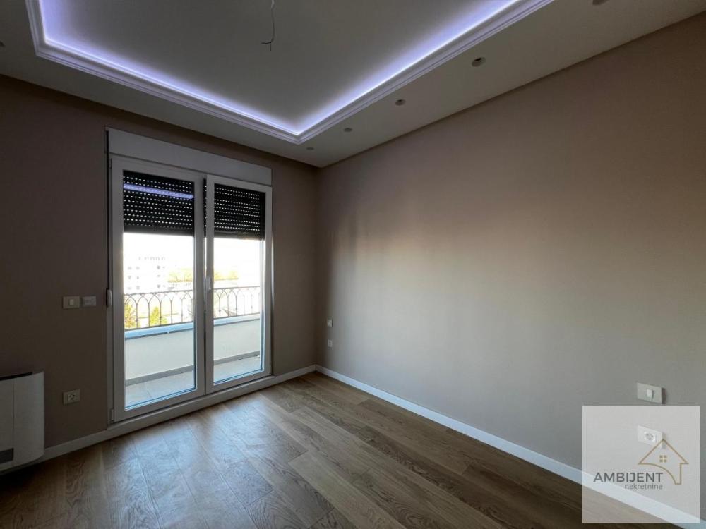 Slika 9 - Petosoban stan na prodaju, 162m2, 486.000€