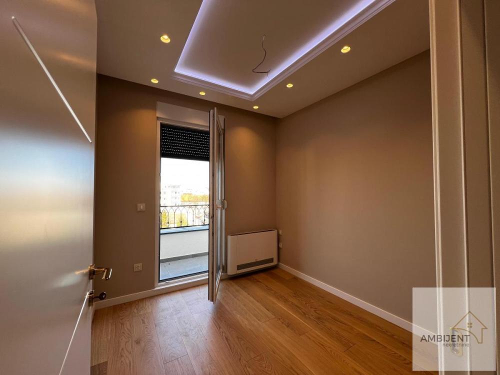 Slika 11 - Petosoban stan na prodaju, 162m2, 486.000€