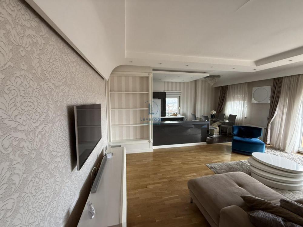 Slika 1 - Luke Vojvodića, Četvoroiposoban stan na prodaju, 130m2, 325.000€