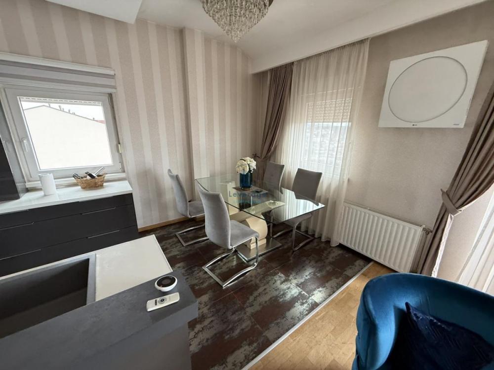 Slika 2 - Luke Vojvodića, Četvoroiposoban stan na prodaju, 130m2, 325.000€