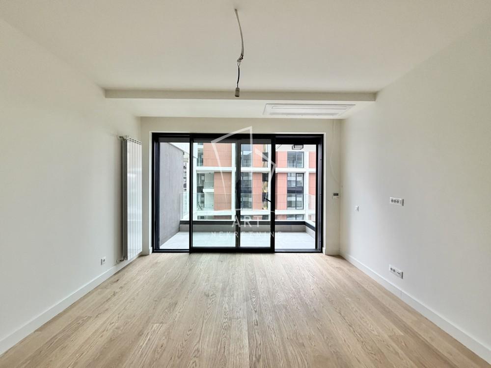 Glavna slika -Omladinskih brigada, Dvosoban stan na prodaju, 56m2, 276.888€