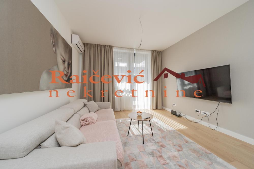 Slika 4 - Luke Celovica Trebinjca, Trosoban stan na prodaju, 74m2, 425.000€