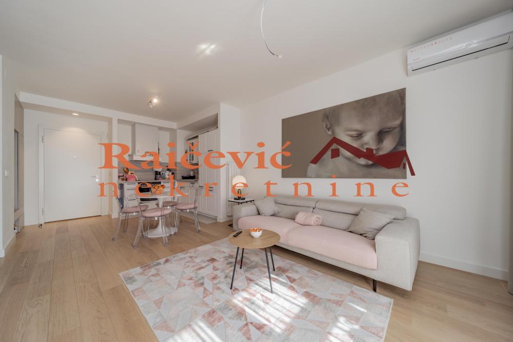 Slika 5 - Luke Celovica Trebinjca, Trosoban stan na prodaju, 74m2, 425.000€