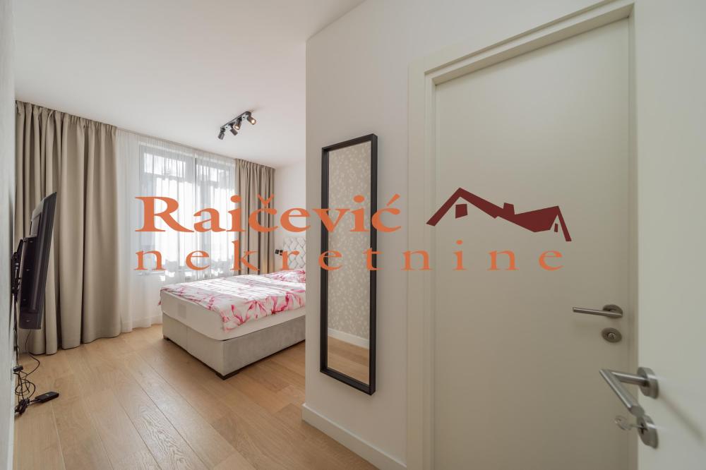 Slika 11 - Luke Celovica Trebinjca, Trosoban stan na prodaju, 74m2, 425.000€