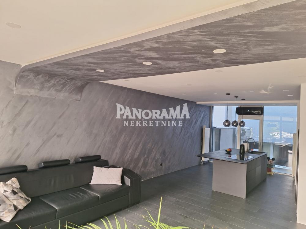 Slika 2 - Pere Todorovića,  Kuća na prodaju, 343m2, 690.000€