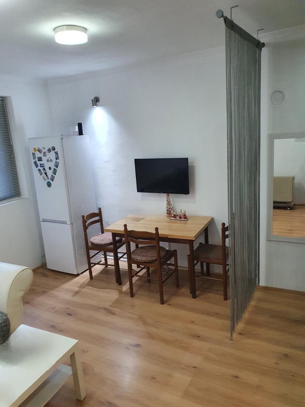 Slika 1 - Stepenička, Dvosoban stan za izdavanje, 53m2, 450€