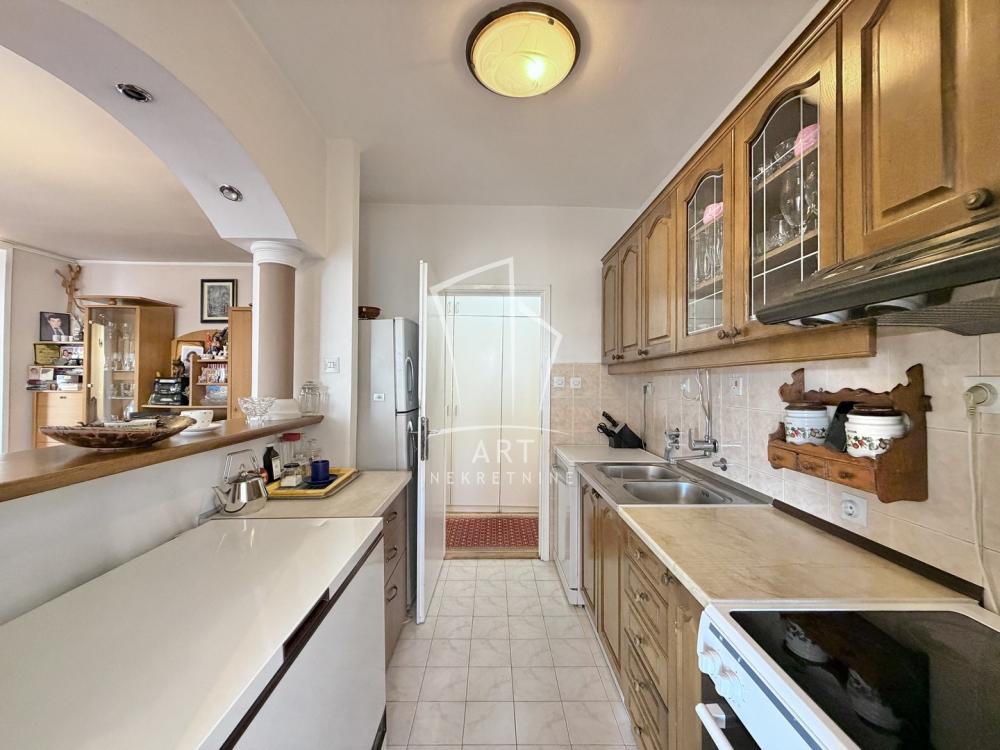 Slika 11 - Anastasa Jovanovića, Troiposoban stan na prodaju, 96m2, 339.000€