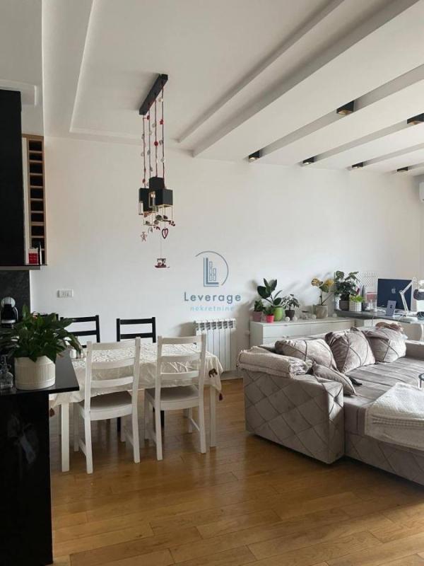 Slika 1 - Trosoban stan za izdavanje, 94m2, 1.250€