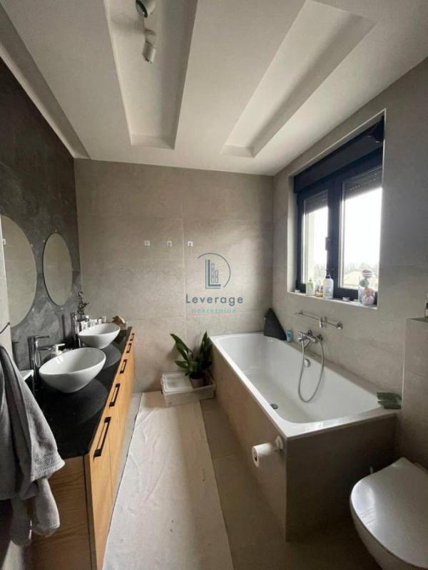 Slika 4 - Trosoban stan za izdavanje, 94m2, 1.250€