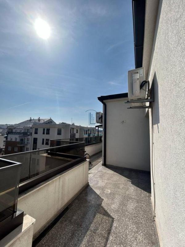 Slika 5 - Trosoban stan za izdavanje, 94m2, 1.250€