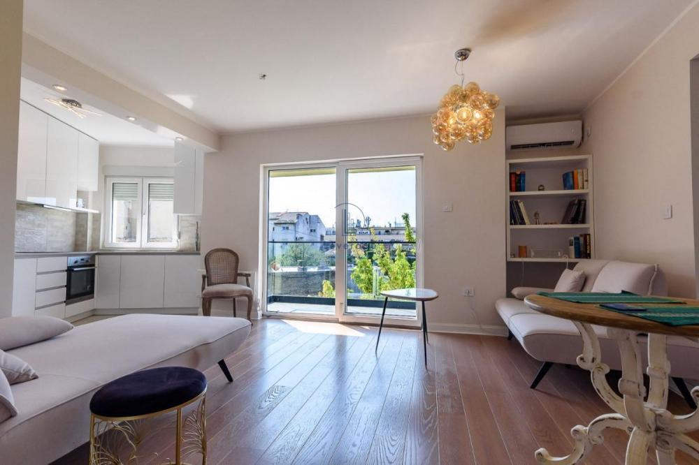 Glavna slika -Maršala Birjuzova, Jednosoban stan na prodaju, 44m2, 275.000€