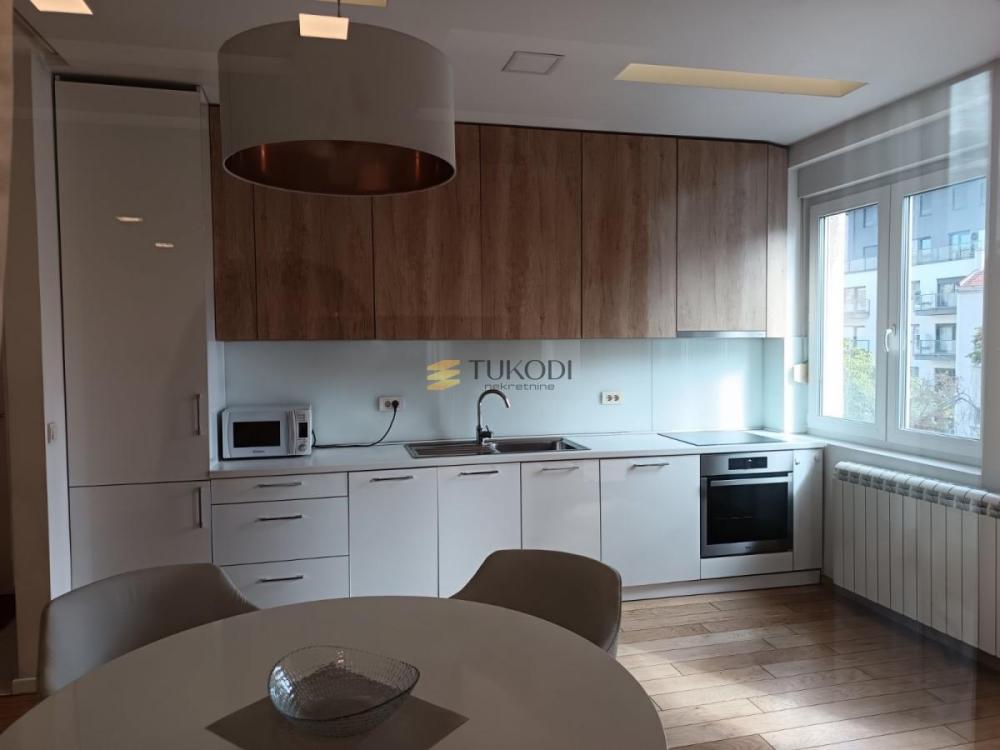 Slika 2 - Trosoban stan za izdavanje, 66m2, 1.300€