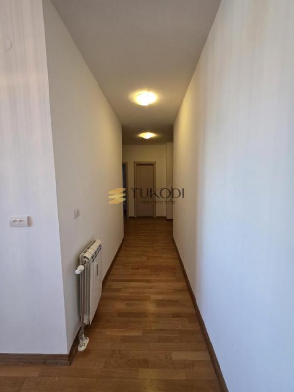 Slika 5 - Četvorosoban stan na prodaju, 90m2, 265.000€