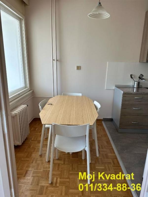 Slika 2 - Trosoban stan za izdavanje, 81m2, 850€