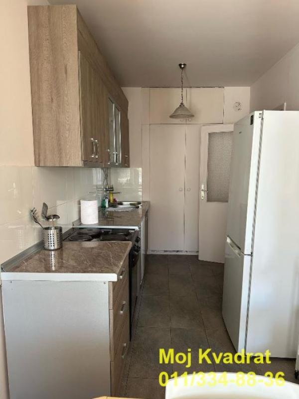 Slika 5 - Trosoban stan za izdavanje, 81m2, 850€